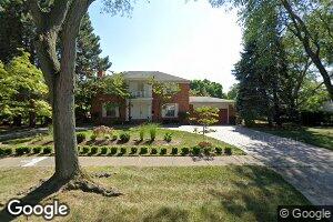 85 Clairview Rd, Grosse Pointe Shores, MI 48236