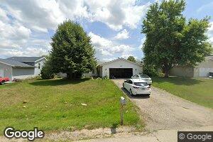 135 Rainbow Dr, Capron, IL 61012