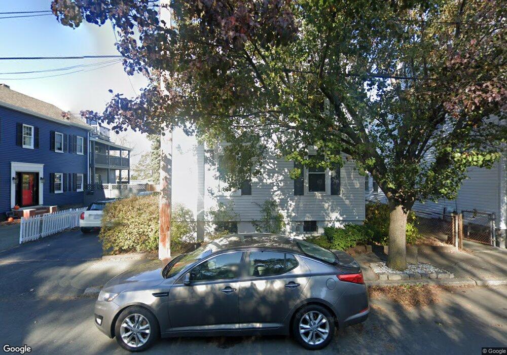 12 Saunders St, Salem, MA 01970 - photo 1
