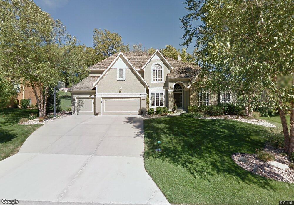 20718 W 92nd St, Lenexa, KS 66220 - photo 1