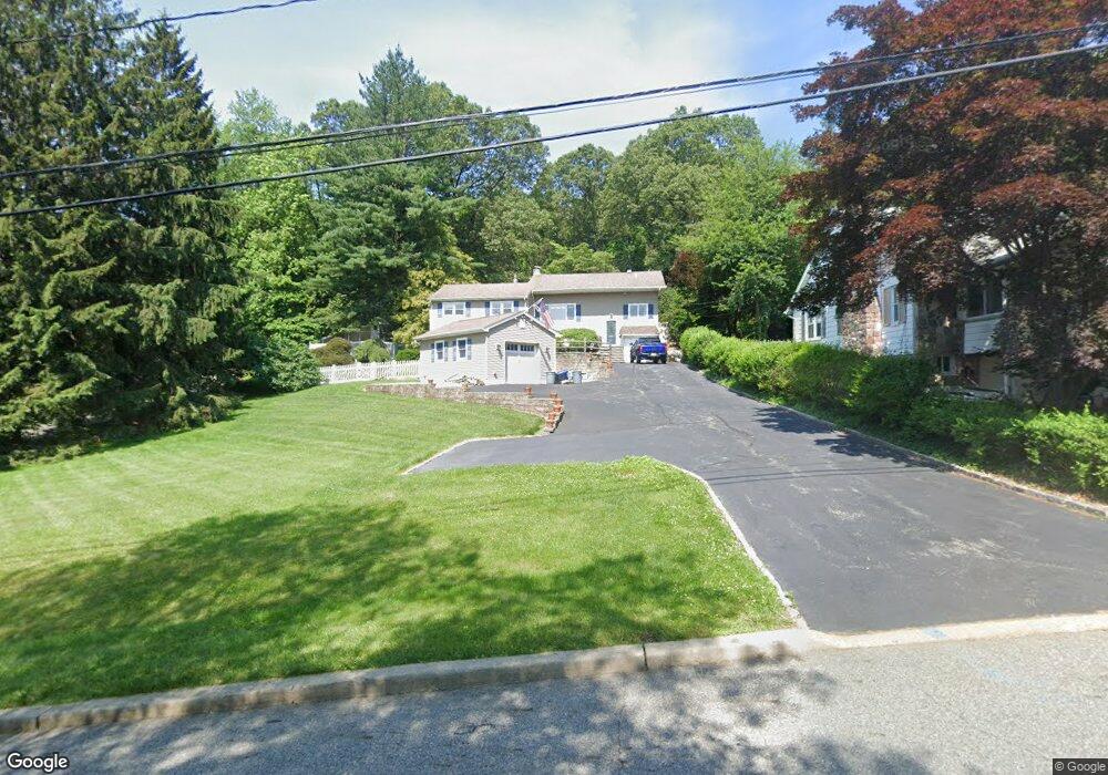 67 Vreeland Ave, Bloomingdale, NJ 07403 - photo 1