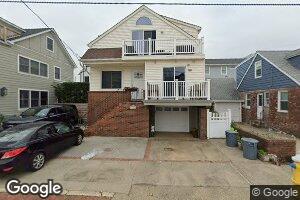 114 Parkside Dr, Point Lookout, NY 11569