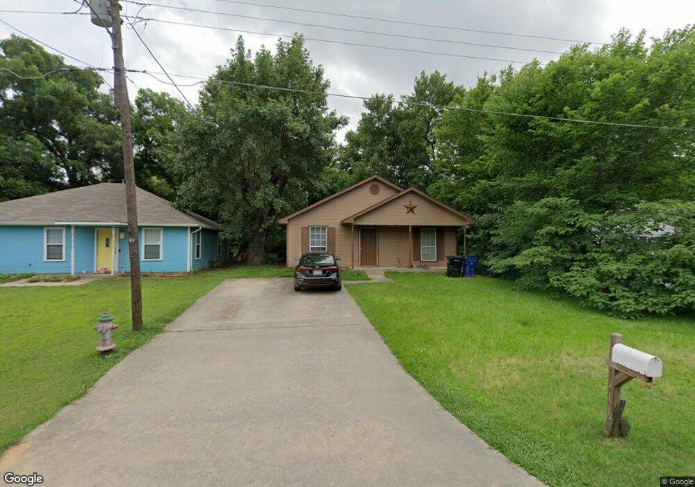 1020 Baker St, Denison, TX 75020 - photo 1