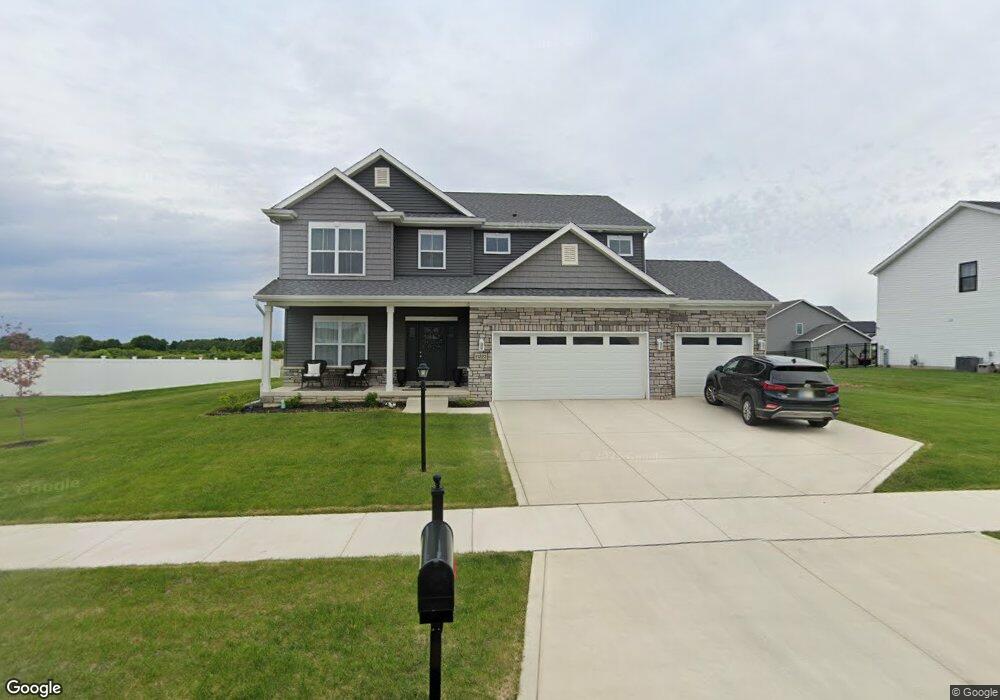 11222 Elkhart Cir unit 53, Winfield, IN 46307 - photo 1