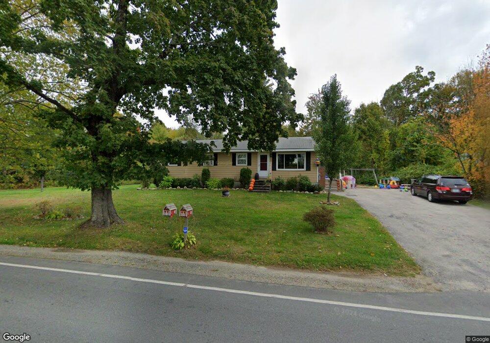 88 S Main St, Newton, NH 03858 - photo 1