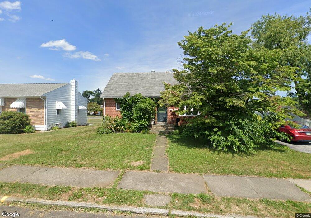 1731 S Race St unit 1735, Allentown, PA 18103 - photo 1