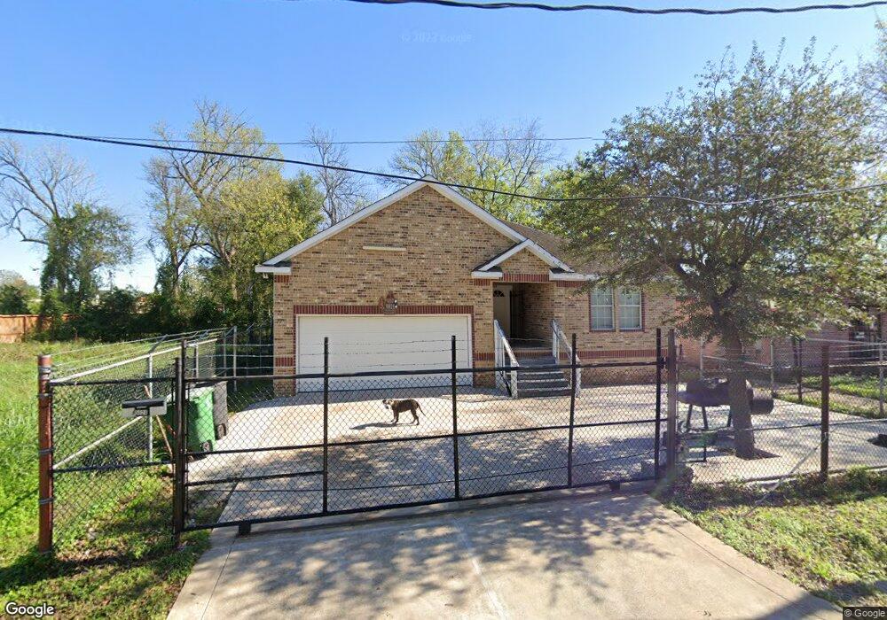 5024 Falls St, Houston, TX 77026 - photo 1