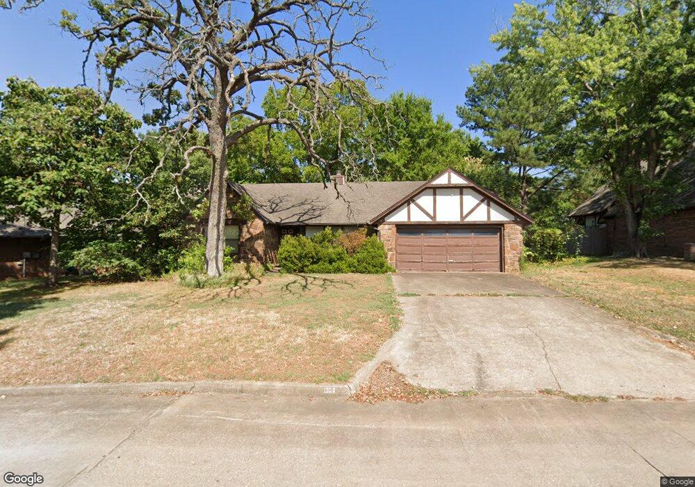 1304 N Faulkner Dr, Claremore, OK 74017 - photo 1
