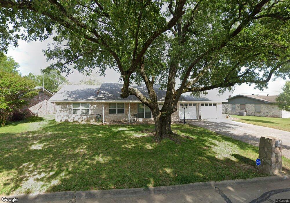 215 New Castle St, Texarkana, TX 75503 - photo 1