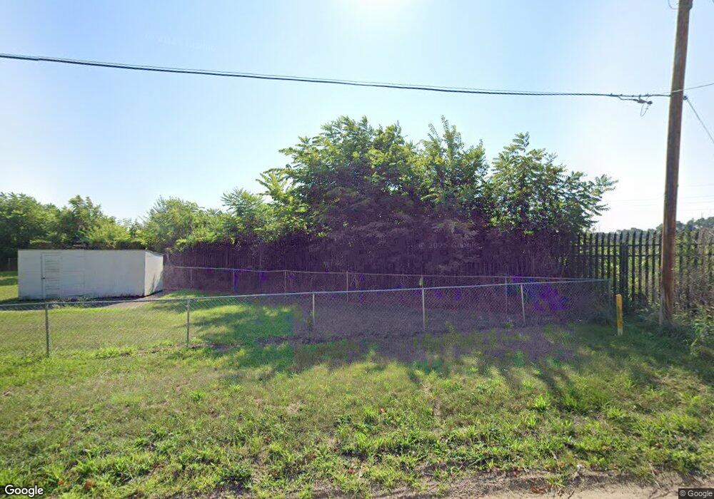 1205 N 11th St, Niles, MI 49120 - photo 1