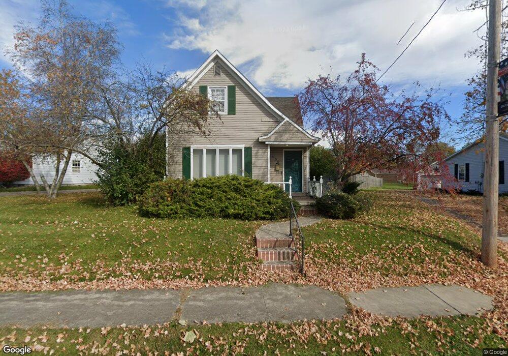 430 Defiance St, Wapakoneta, OH 45895 - photo 1