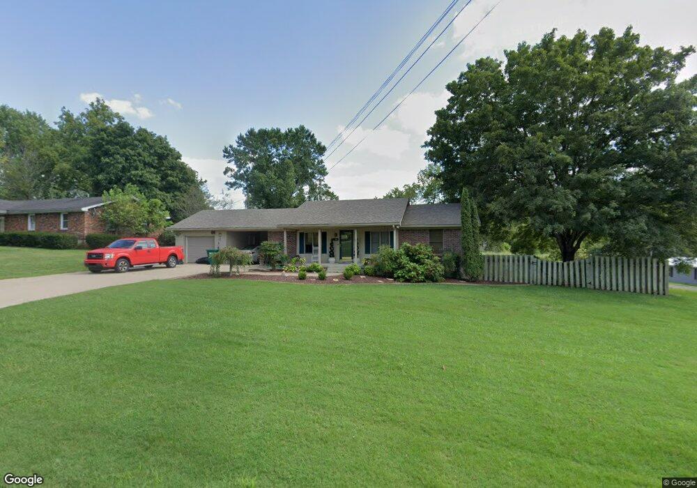 153 Goodloe Ave, Bloomfield, KY 40008 - photo 1