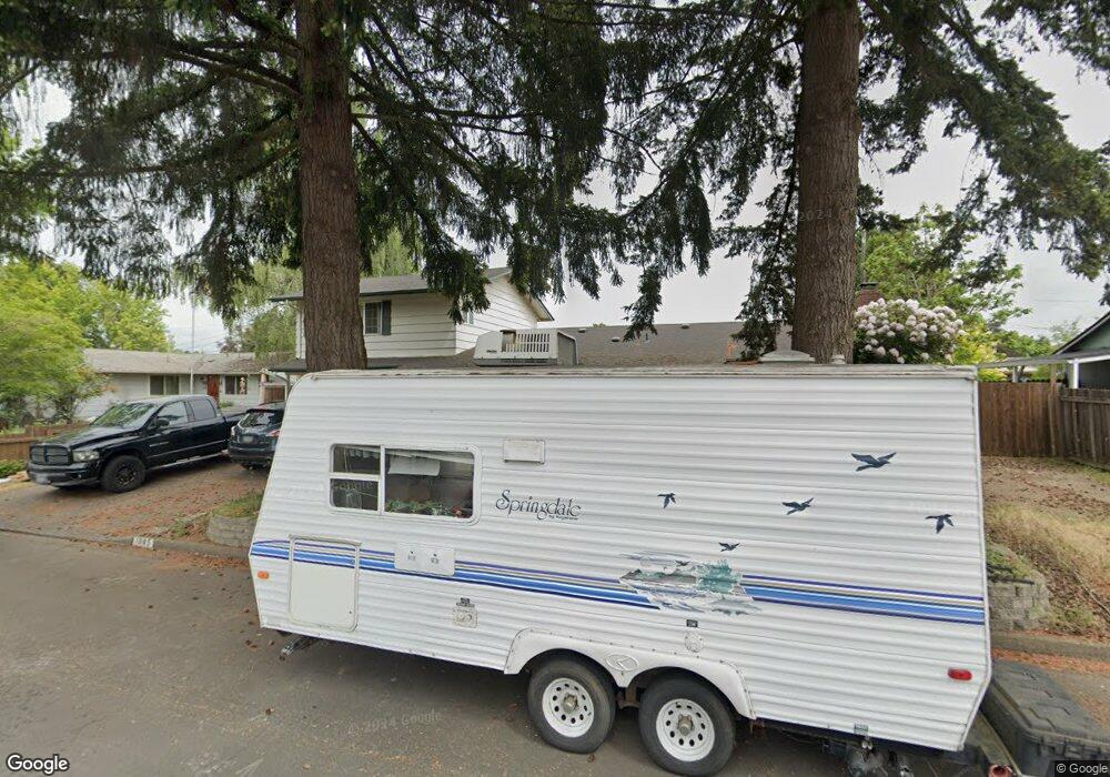 1085 Barstow Ave, Eugene, OR 97404 - photo 1