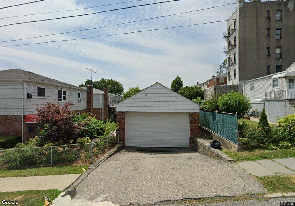 107 Woodlawn Ave, Yonkers, NY 10704 - photo 1