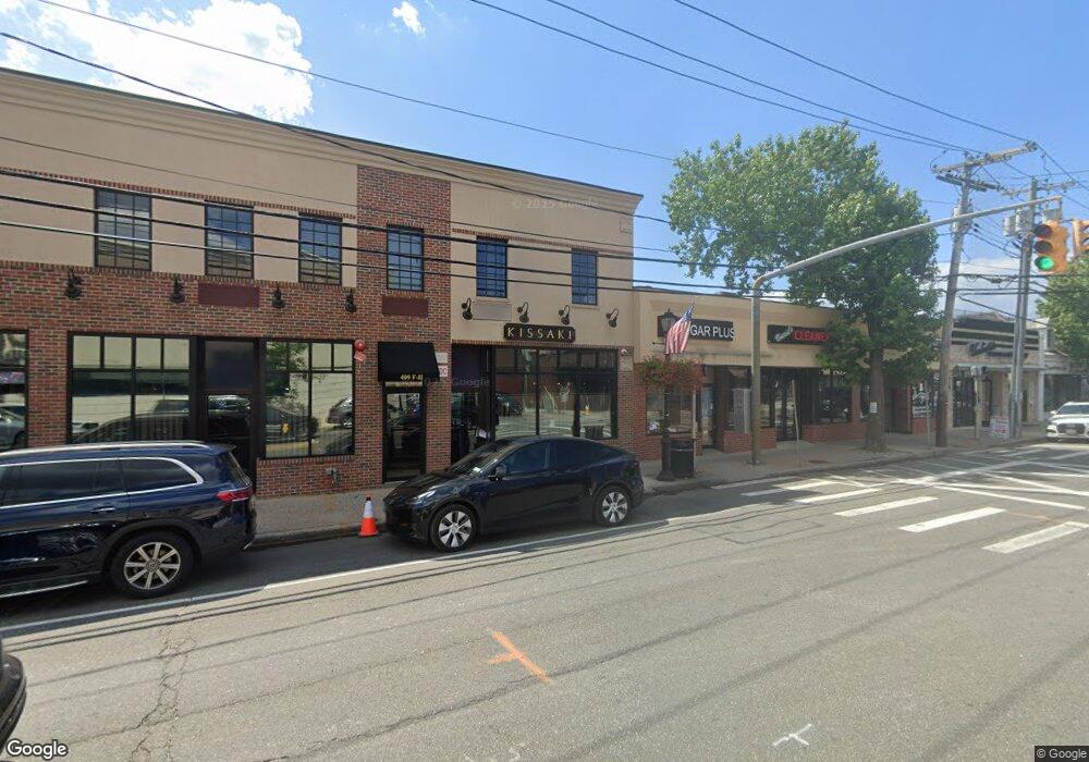 409 Plandome Rd unit G, Manhasset, NY 11030 - photo 1