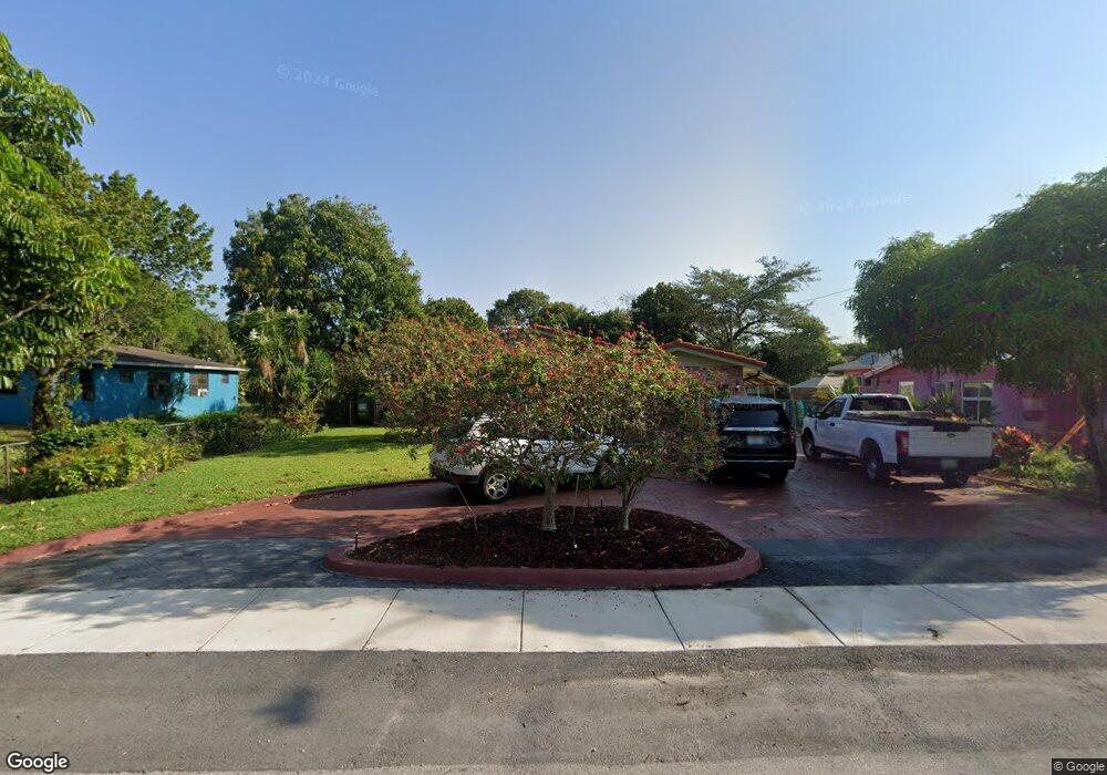 1871 NW 27th St, Oakland Park, FL 33311 - photo 1