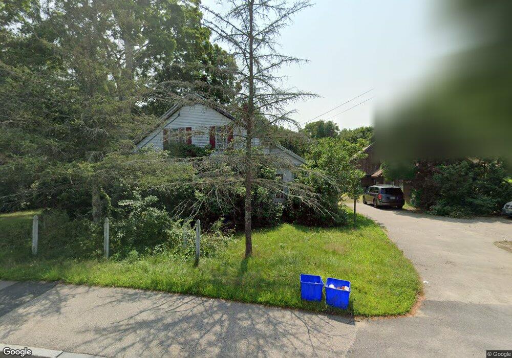 231 S Main St, Newmarket, NH 03857 - photo 1