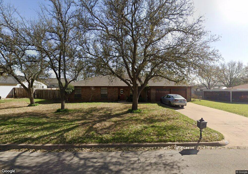 409 Rolling Hill Dr, Cleburne, TX 76033 - photo 1