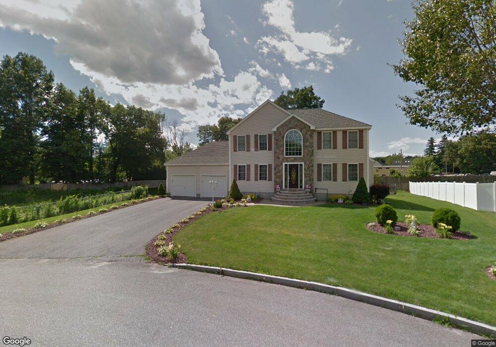 7 Omega Cir, Dracut, MA 01826 - photo 1