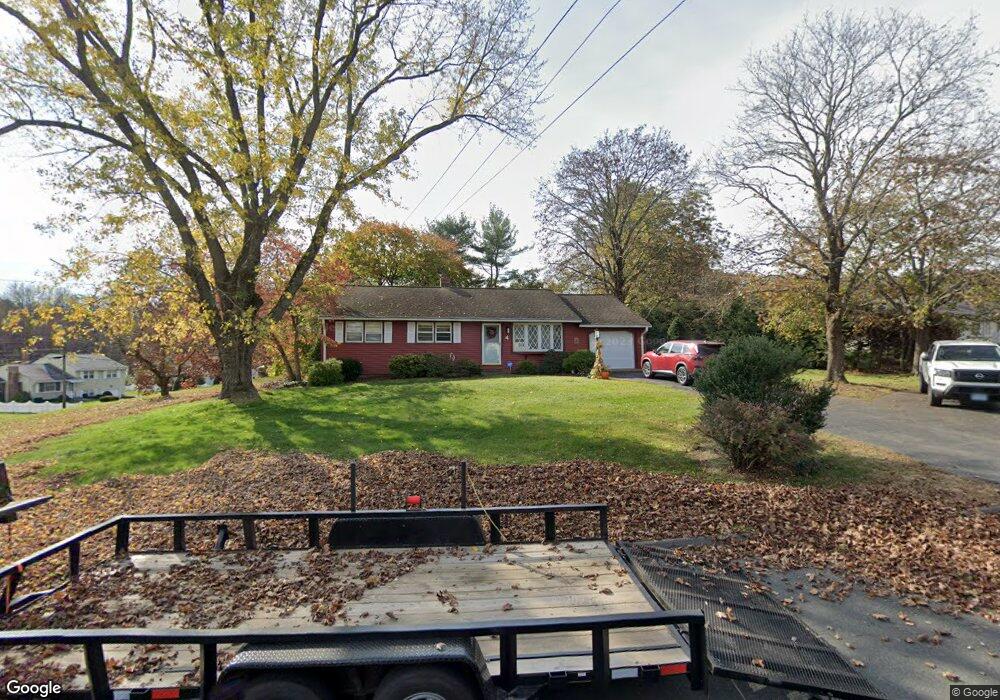 4 Kenwood Dr, Vernon Rockville, CT 06066 - photo 1