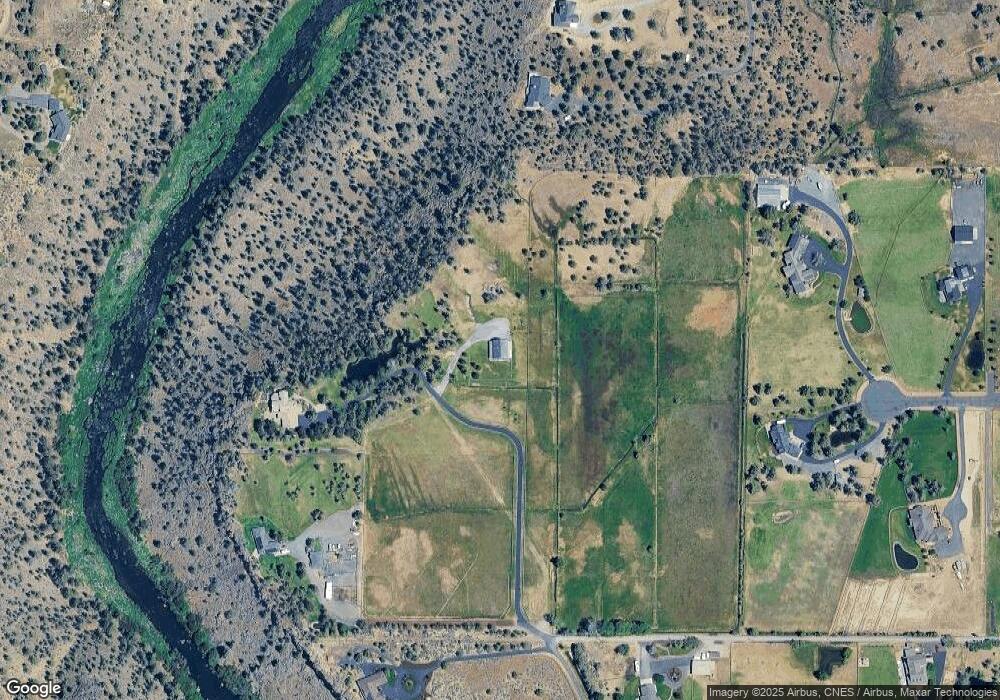 6331 SW Yew Ave, Redmond, OR 97756 - photo 1