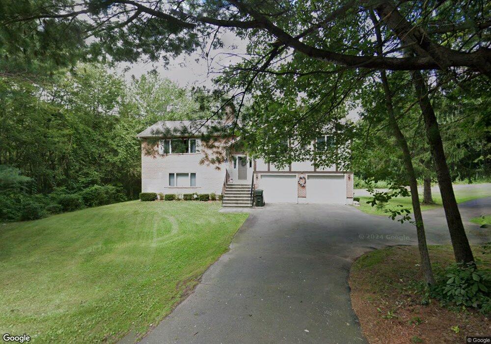 338 West Ln, Berlin, CT 06037 - photo 1