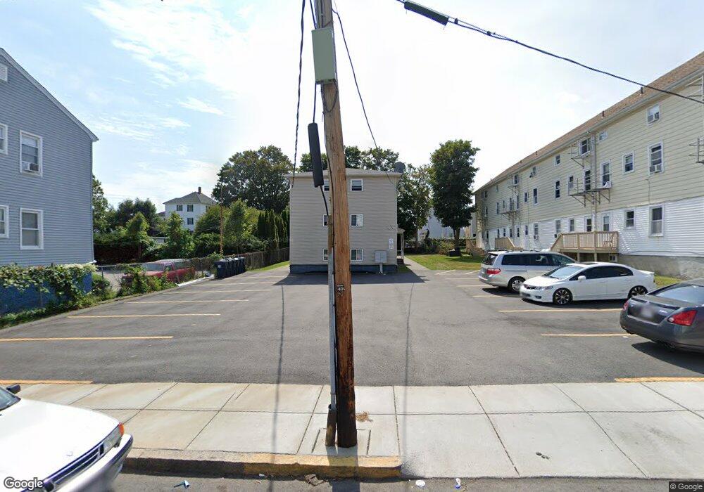 123 Snell St unit 3, Fall River, MA 02721 - photo 1