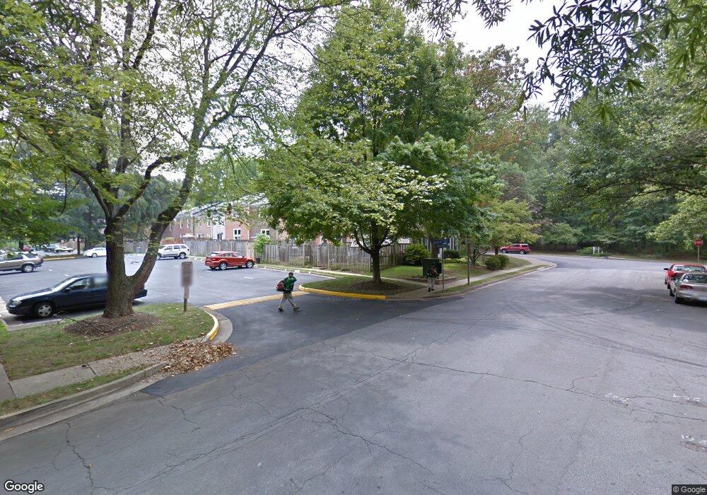 11933 Travistock Ct, Reston, VA 20191 - photo 1