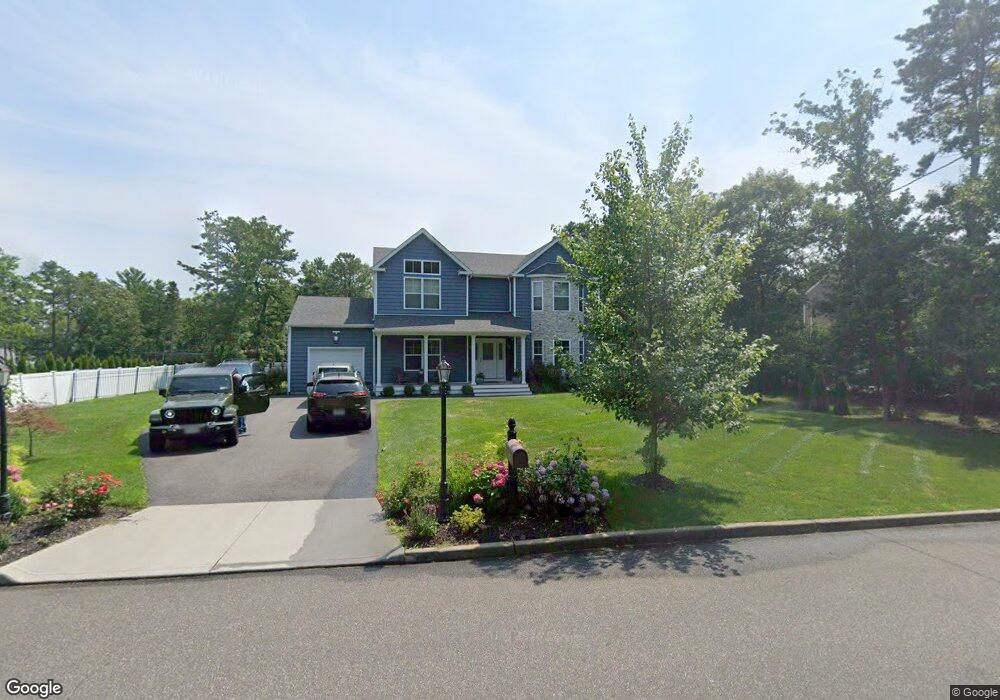 64 Country Rd, Medford, NY 11763 - photo 1