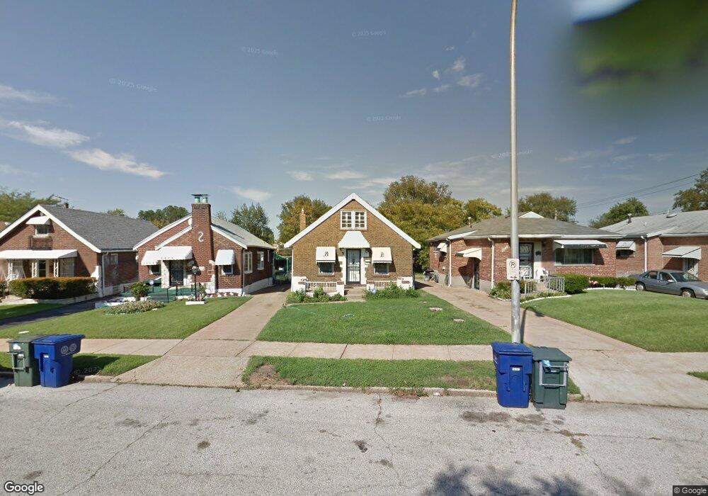 4621 Kossuth Ave, Saint Louis, MO 63115 - photo 1