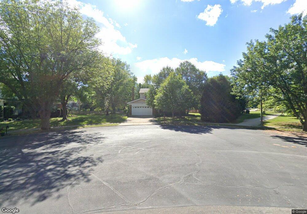 424 Russet Ave, Naperville, IL 60565 - photo 1