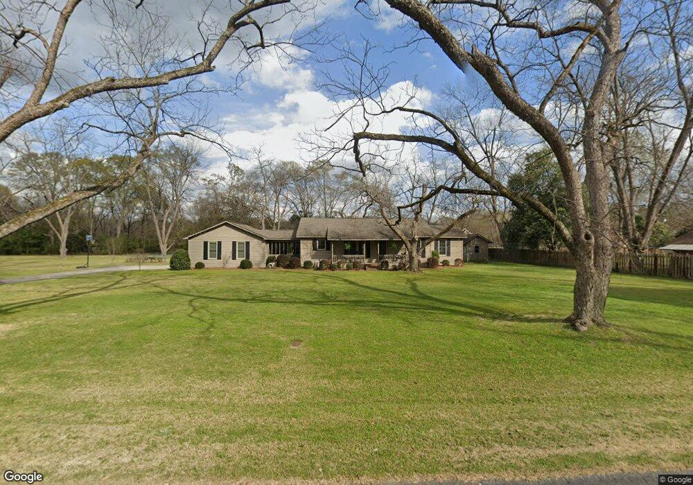 7084 Three Oaks Dr E, Macon, GA 31216 - photo 1