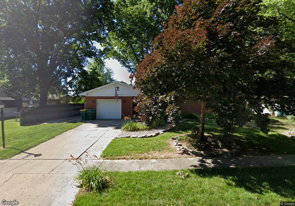 1625 Forrest Dr, Plainfield, IN 46168 - photo 1