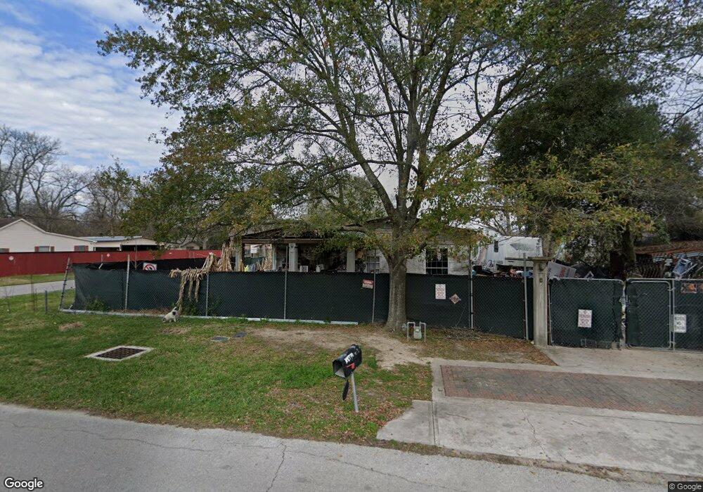 2005 Schilder Dr, Houston, TX 77093 - photo 1