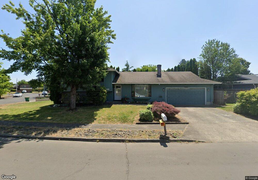 1238 SW 26th St, Troutdale, OR 97060 - photo 1