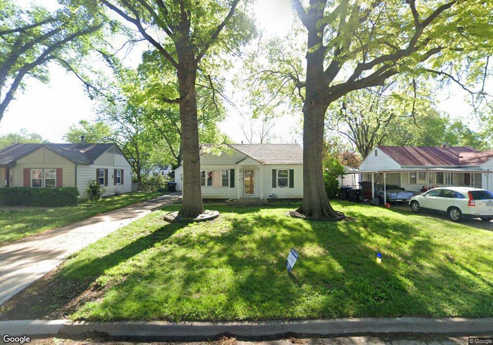 722 SW Vesper Ave, Topeka, KS 66606 - photo 1