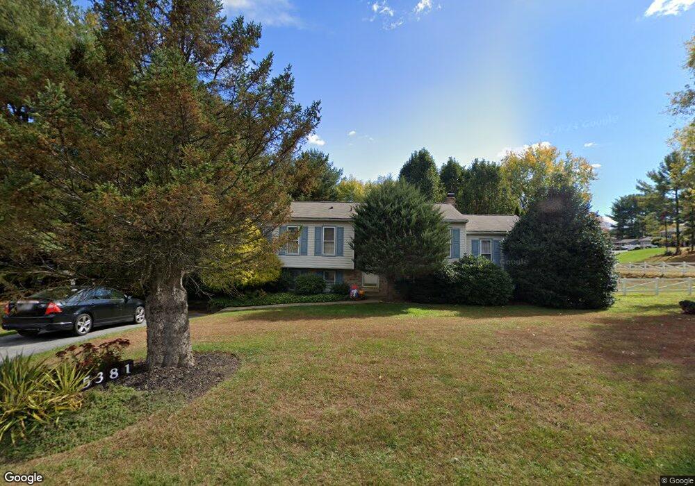 5381 View Point Ct, Sykesville, MD 21784 - photo 1