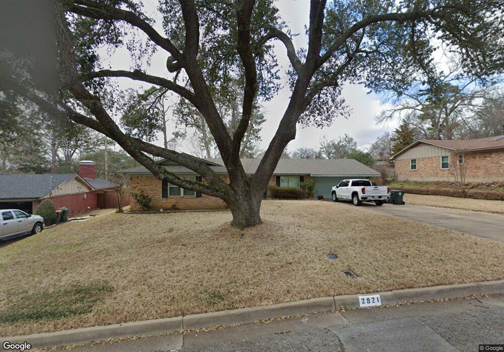 2921 Pollard Dr, Tyler, TX 75701 - photo 1