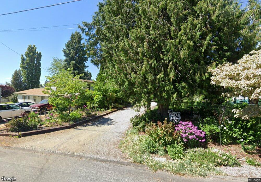 352 13th St NE, East Wenatchee, WA 98802 - photo 1