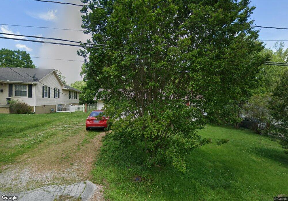 325 Center St, Shelbyville, TN 37160 - photo 1