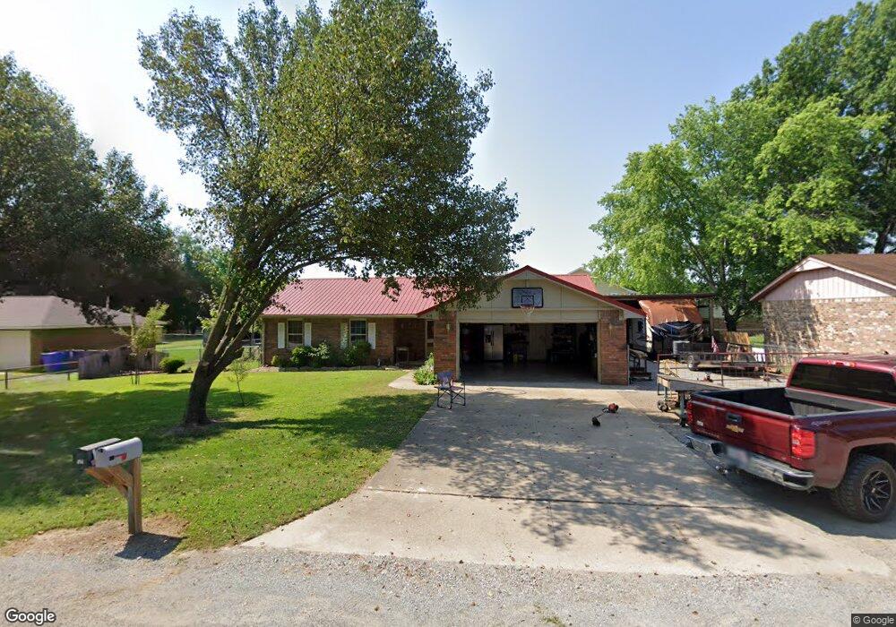 419 E Loy St, Chouteau, OK 74337 - photo 1