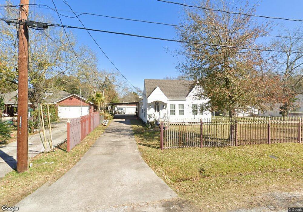 8253 Grafton St, Houston, TX 77017 - photo 1