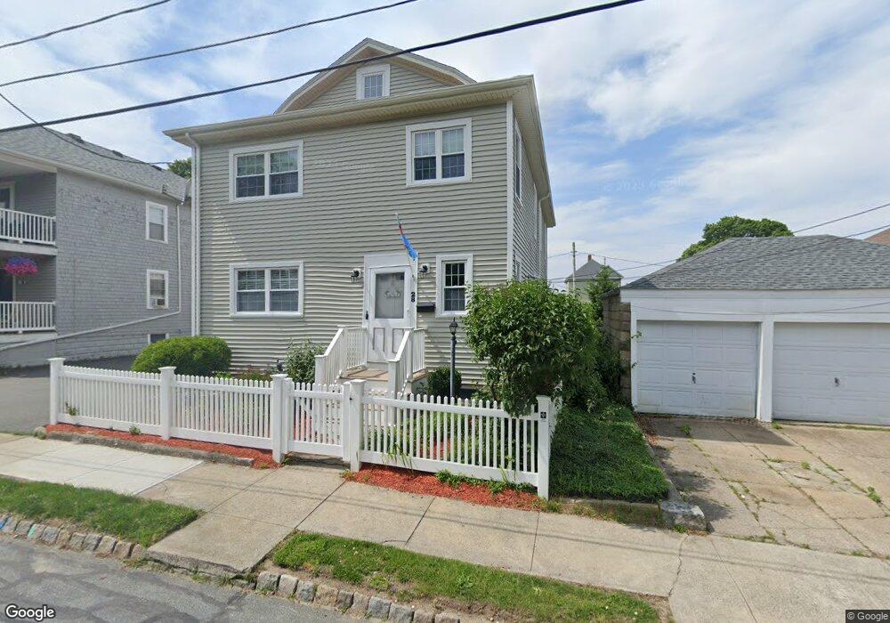 28 Dover St, Fairhaven, MA 02719 - photo 1