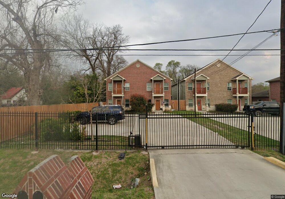 5814 Stuebner Airline Rd unit A  B, Houston, TX 77091 - photo 1