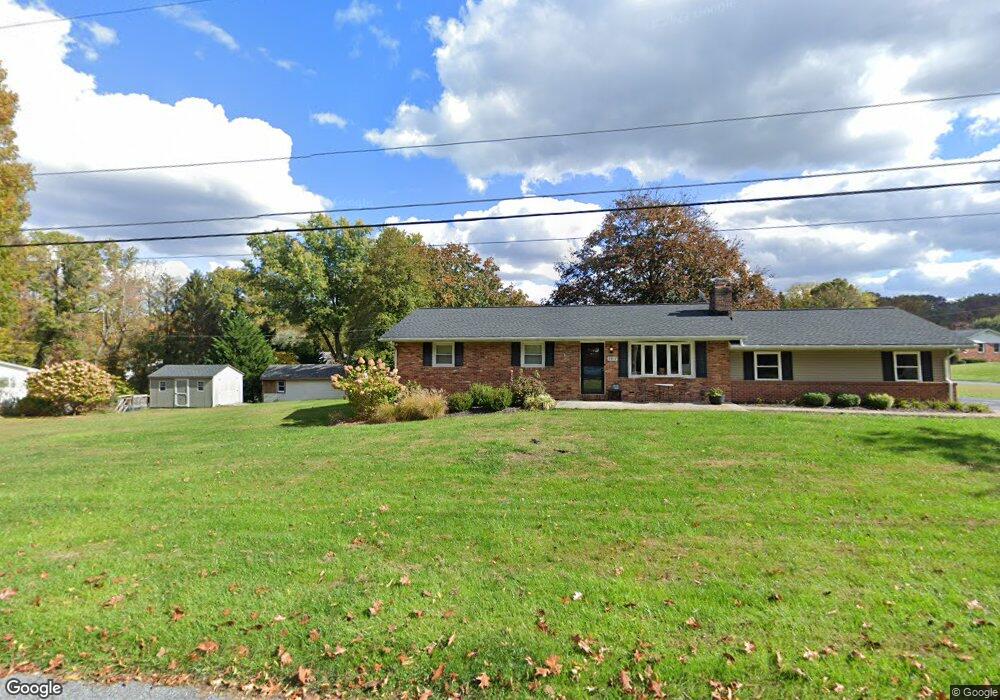 5517 Strawbridge Terrace, Sykesville, MD 21784 - photo 1