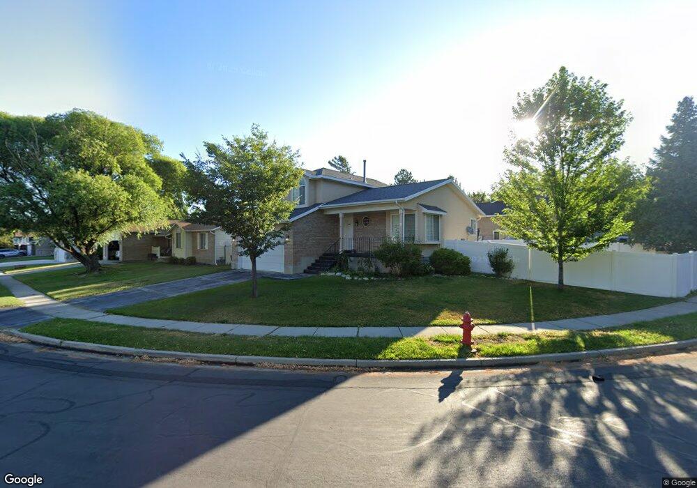 8039 S Old Dairy Rd, Sandy, UT 84094 - photo 1