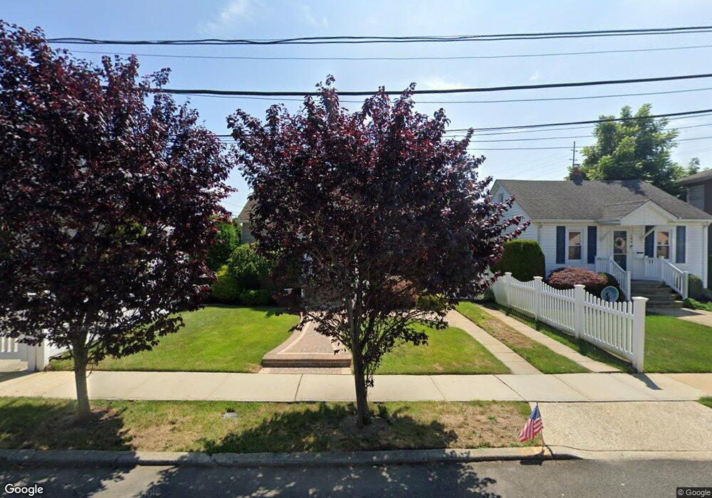 102 Hale Place, Bellmore, NY 11710 - photo 1