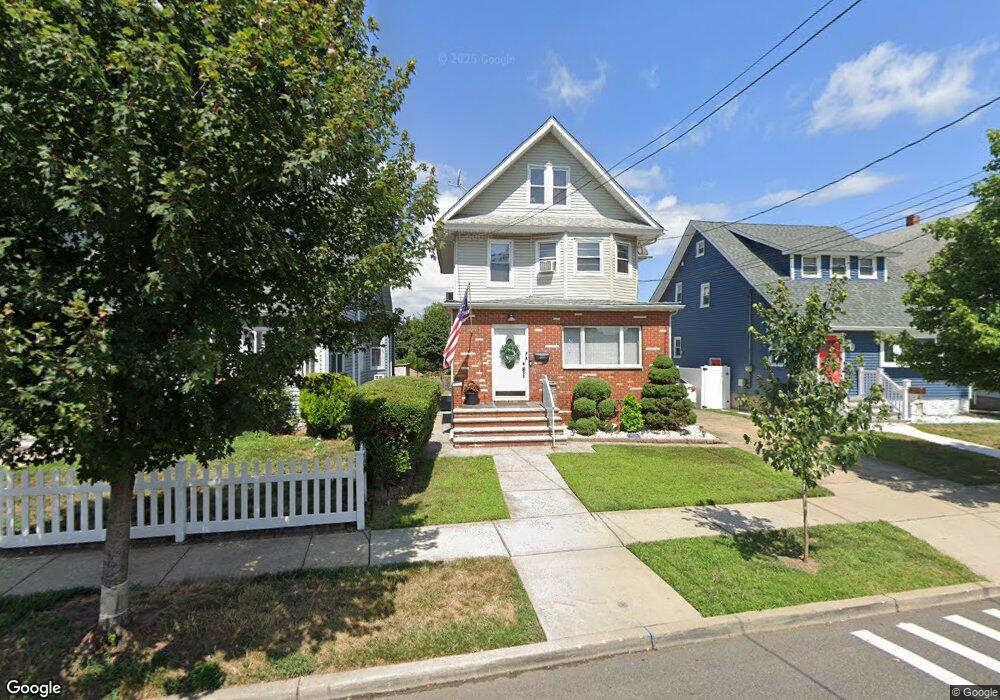 341 Stuyvesant Ave, Lyndhurst, NJ 07071 - photo 1