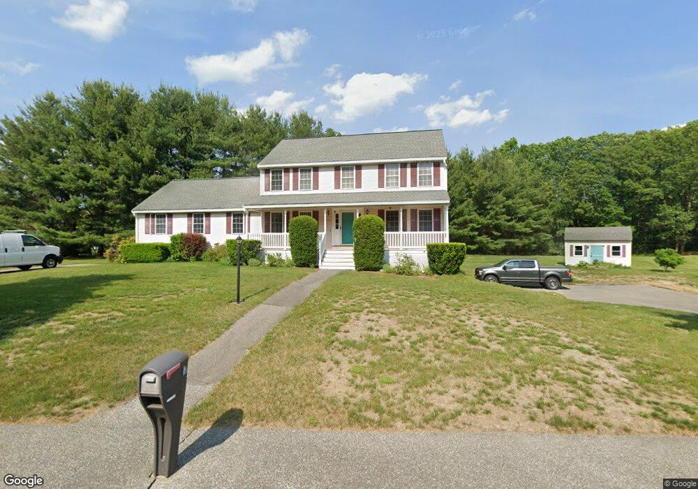 8 Hearthstone Rd, Dracut, MA 01826 - photo 1