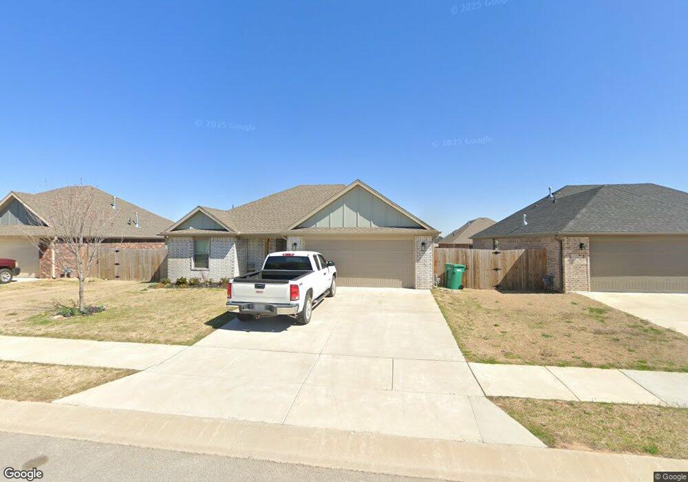 988 Arden St, Tontitown, AR 72762 - photo 1